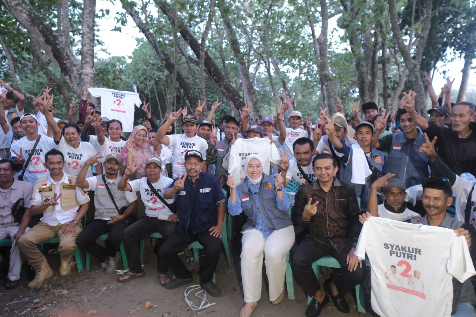 Dukungan Penuh dari Pedagang Keliling di Pantai Selatan, Siap Jadi Jurkam untuk Kemenangan di Pilkada